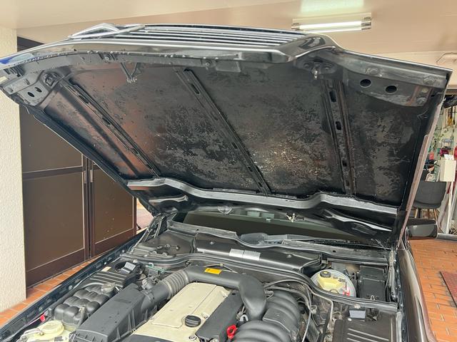 ＳＬ ＳＬ３２０　ブラックレザーシート・正規ディーラー車・社外ナビＴＶ地デジ・ＡＭＧ１８インチアルミ・社外エアロ、マフラー・左ハンドル・ＥＴＣ・ブラック色替え車輛（50枚目）