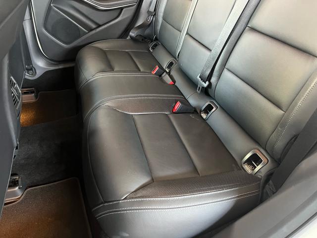 Ａクラス Ａ１８０　ブルーエフィシェンシー　ワンオーナー・正規ディーラー車・エクスクルーシブ・ナイト・バリューパッケージ・レザーシート・純正ナビ・ＴＶ地デジ・バックカメラ・ＥＴＣ（35枚目）