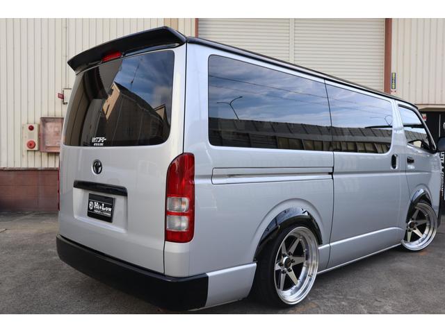 ハイエースバン ロングスーパーGL FABULOUS エアサス・BARONE XR-6・8ナンバー登録(18枚目)