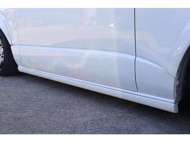 ハイエースバン スーパーGL ダークプライムII 415コブラ フロントリップ・ESSEX ENCS-18(17枚目)