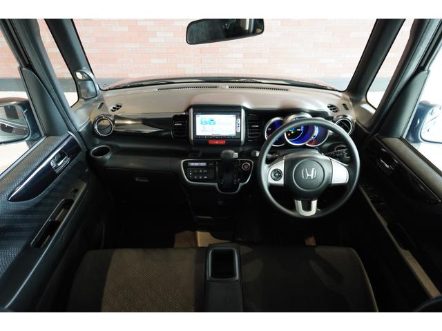 Ｎ－ＢＯＸカスタム Ｇ　ＳＳパッケージ　両側パワスラ　メモリーナビ　バックカメラ　ワンセグ　ＣＤ再生　ＤＶＤ再生　Ｂｌｕｅｔｏｏｔｈ　電格ミラー　オートライト　ステリモ　フロアマット　アルミホイール　ディスチャージヘッドライト　安全機能（19枚目）