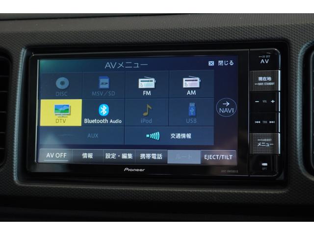 アルトワークス ベースグレード　５ＭＴ　ターボ　Ｎａｖｉｃエアクリーナー・マフラー　メモリーナビ　フルセグＴＶ　ＣＤ再生　ＤＶＤ再生　Ｂｌｕｅｔｏｏｔｈ　ＥＴＣ　フロアマット　電格ミラー　オートライト　ステリモ　ＨＩＤヘッドライト（12枚目）