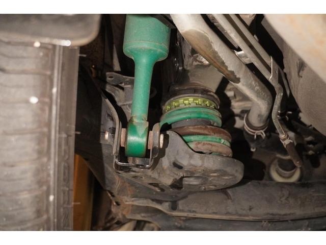 スイフトスポーツ ベースグレード 6MT ターボ TEIN車高調 全方位カメラ メモリーナビ ドラレコ フルセグTV CD再生 DVD再生 Bluetooth ETC シートヒーター ステリモ ACC 安全機能 フロアマット(13枚目)