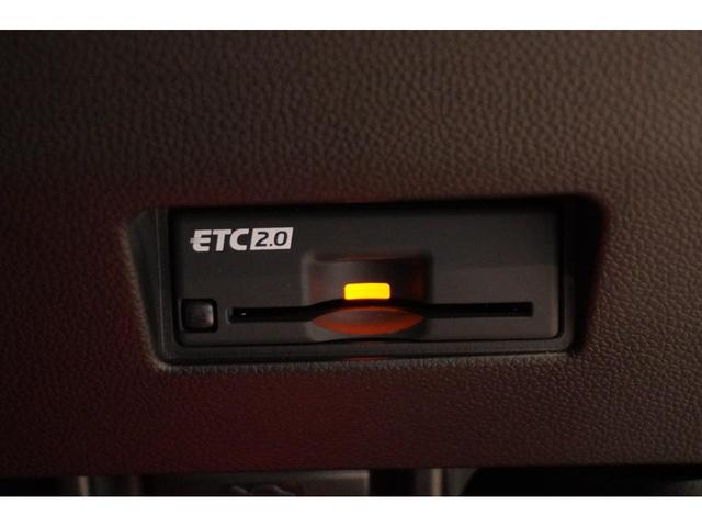 スイフトスポーツ ベースグレード 6MT ターボ TEIN車高調 全方位カメラ メモリーナビ ドラレコ フルセグTV CD再生 DVD再生 Bluetooth ETC シートヒーター ステリモ ACC 安全機能 フロアマット(17枚目)