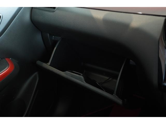 当店では★自動車保険★も取り扱っております。任意保険のみも当店にお任せください。万が一の際は当店にお電話を頂ければ、すべてのお取次ぎをご対応させていただきます