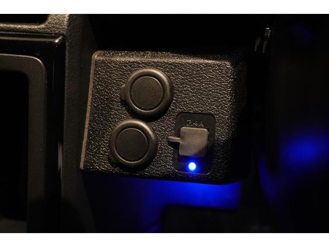 アルトワークス ベースグレード 5MT ターボ レカロシート KENWOOD製スピーカー 電格ミラー オートライト ステリモ DVD再生 Bluetooth ETC フロアマット ドアバイザー ディスチャージヘッドライト(26枚目)