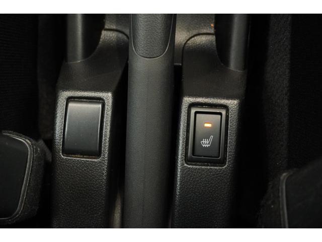 スイフトスポーツ ベースグレード 6MT ターボ ディスプレイオーディオ バックカメラ Bluetooth ETC 電格ミラー オートライト ステリモ フロアマット シートヒーター LEDヘッドライト 安全機能(30枚目)