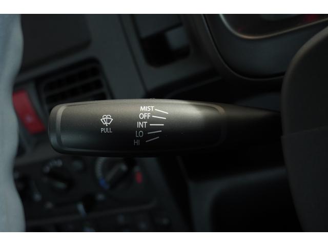 スーパーキャリイ Xリミテッド 4AT 荷台灯 電格ミラー オートライト LEDヘッドライト 安全機能(23枚目)