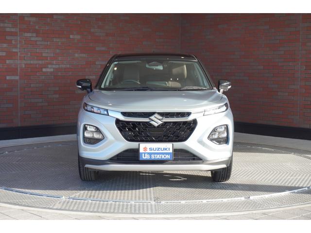 フロンクス ベースグレード 4WD メモリーナビ 全方位カメラ ドラレコ Bluetooth ETC フロアマット ハーフレザーシート ワイヤレス充電(8枚目)