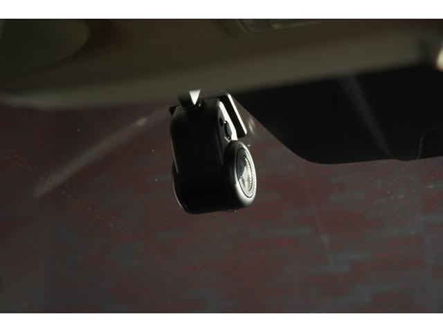 フロンクス ベースグレード 4WD メモリーナビ 全方位カメラ ドラレコ Bluetooth ETC フロアマット ハーフレザーシート ワイヤレス充電(12枚目)