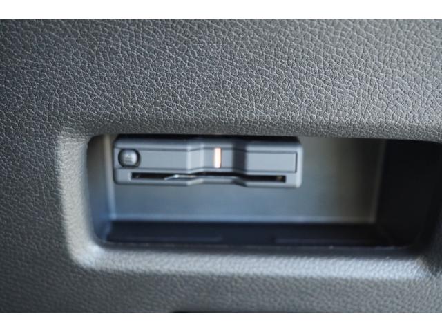 フロンクス ベースグレード 4WD メモリーナビ 全方位カメラ ドラレコ Bluetooth ETC フロアマット ハーフレザーシート ワイヤレス充電(13枚目)