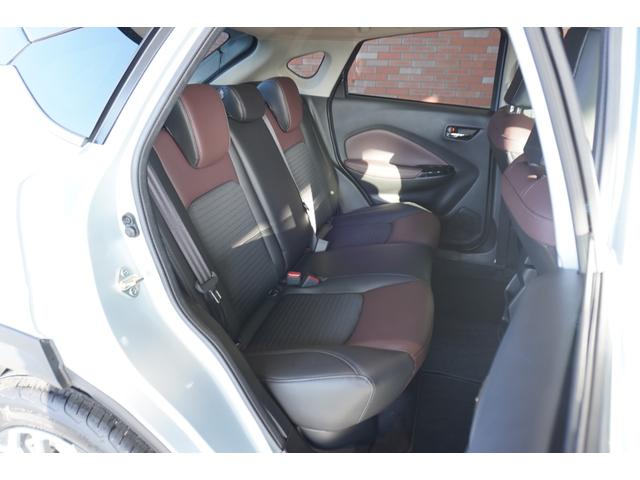 フロンクス ベースグレード 4WD メモリーナビ 全方位カメラ ドラレコ Bluetooth ETC フロアマット ハーフレザーシート ワイヤレス充電(20枚目)