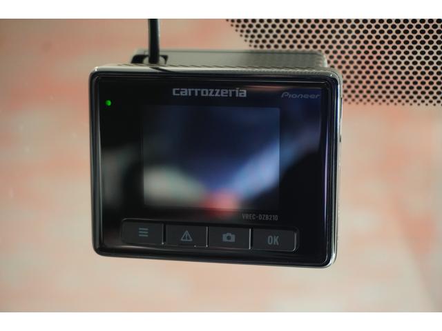 ヤリスクロス ハイブリッドＺ　レンタＵＰ　メモリーナビ　全方位カメラ　ドラレコ　ＥＴＣ　フロアマット（14枚目）