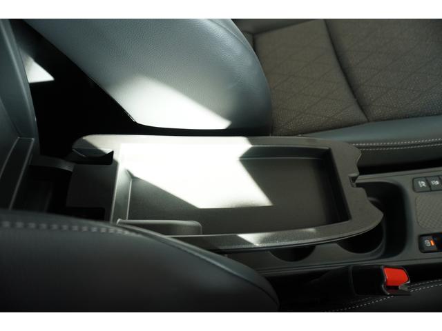 ヤリスクロス ハイブリッドＺ　レンタＵＰ　メモリーナビ　全方位カメラ　ドラレコ　ＥＴＣ　フロアマット（36枚目）