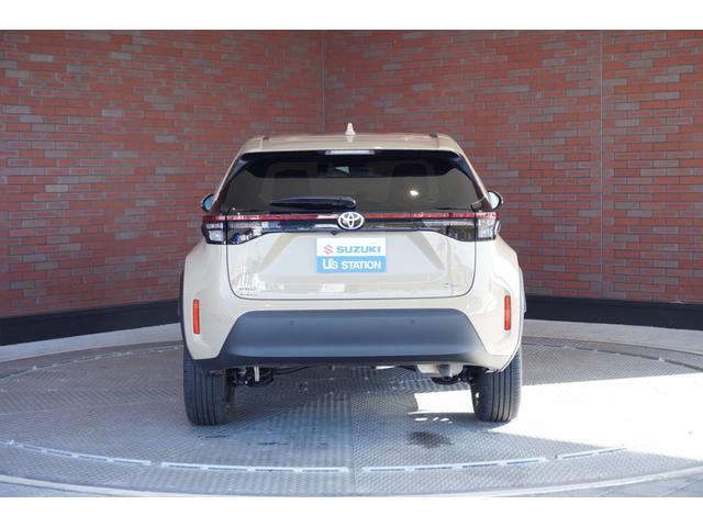 ヤリスクロス ハイブリッドＺ　レンタＵＰ　ディスプレイオーディオ　フルセグＴＶ　全方位カメラ　ドラレコ　ＥＴＣ２．０　フロアマット（7枚目）