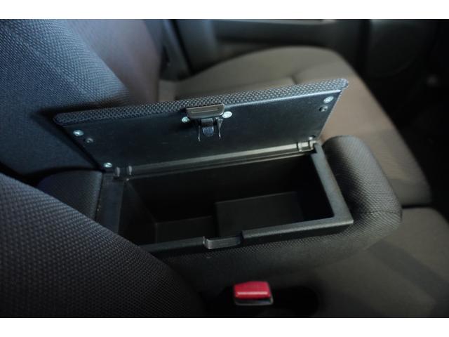 スペーシアカスタムＺ ベースグレード　ＤＣＢＳ＆ユーティリティＰＫＧ　１ＤＮオーディオ　Ｂｌｕｅｔｏｏｔｈ　ドラレコ　ＥＴＣ　フロアマット　ドアバイザー（32枚目）