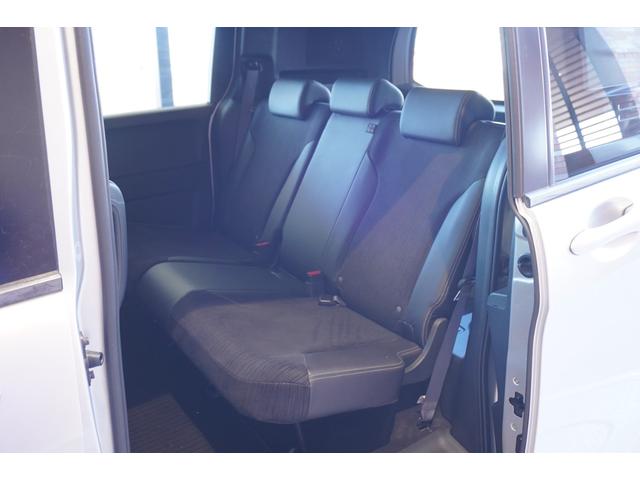 フリードスパイク G エアロ メモリーナビ バックカメラ フルセグTV CD再生 DVD再生 Bluetooth ETC フロアマット ドアバイザー(17枚目)