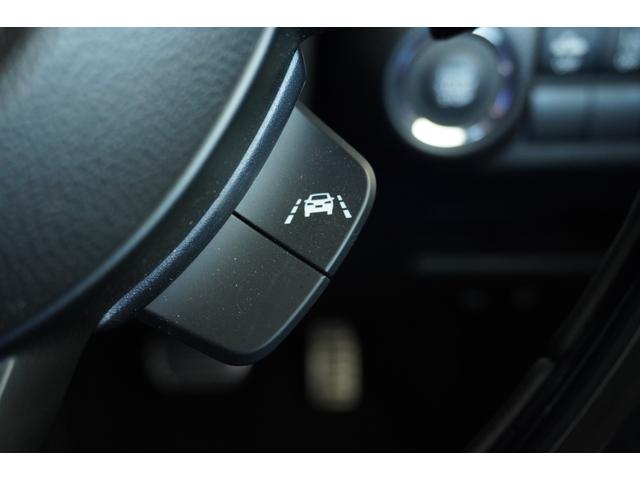 フロンクス ベースグレード ワンオーナー 純正9インチナビ ハーフレーザー 前後クリアランスソナー ヘッドアップディスプレイ 全方位カメラ Bluetooth フロアマット(15枚目)