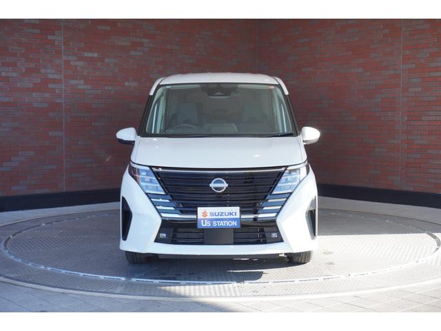 セレナ ハイウェイスターV レンタカーUP レンタカーUP 両側パワスラ メモリーナビ バックカメラ ドラレコ ETC Bluetooth フロアマット(8枚目)