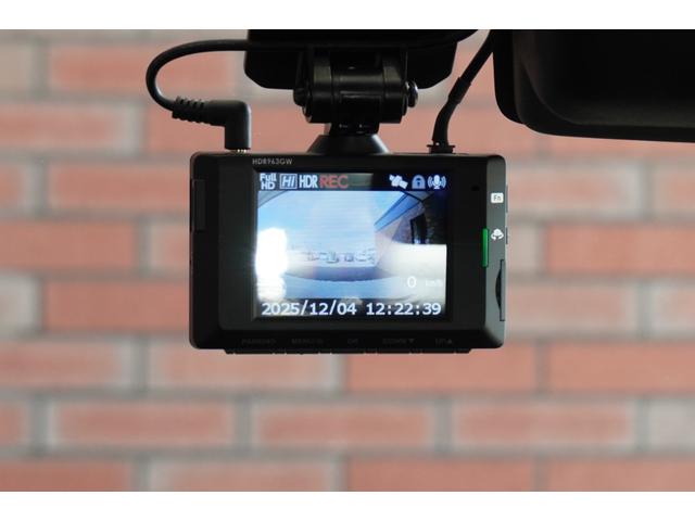 ソリオバンディット ハイブリッドMV 全方位モニター付ナビ ヘッドアップディスプレイ 片側パワスラ 前後ドラレコ フルセグTV ETC ドアバイザー ACC(13枚目)