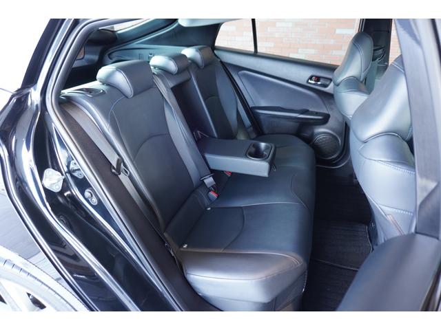 プリウス Sツーリングセレクション ブラックレザー メモリーナビ バックカメラ ETC フロアマット ドアバイザー ACC Bluetooth セーフティセンス(16枚目)