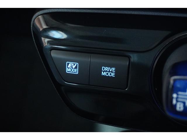 プリウス Sツーリングセレクション ブラックレザー メモリーナビ バックカメラ ETC フロアマット ドアバイザー ACC Bluetooth セーフティセンス(30枚目)
