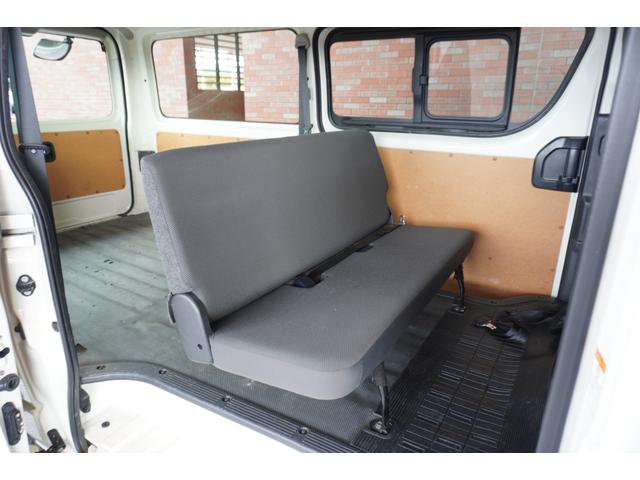 ハイエースバン ロングDX メモリーナビ バックカメラ ETC フロアマット 安全機能(16枚目)