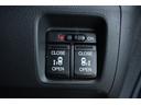 Ｇ　ＳＳパッケージ　両側パワスラ　メモリーナビ　バックカメラ　ワンセグ　ＣＤ再生　ＤＶＤ再生　Ｂｌｕｅｔｏｏｔｈ　電格ミラー　オートライト　ステリモ　フロアマット　アルミホイール　ディスチャージヘッドライト　安全機能（28枚目）