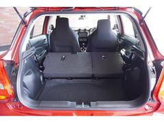 ������ͭ���θܵ���­�١���ؤ���Ź�Ǥϡ�����Źĺ�����٤ƤΤ����ͤˤ���­���������뤴�б�����«���Ƥ���ޤ� 4