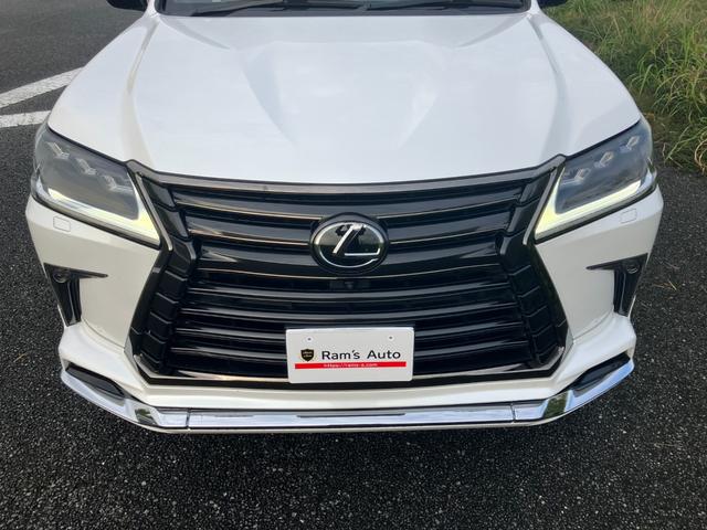 ＬＸ ＬＸ５７０ブラックシークエンス　修復歴無　禁煙車　３列シート８人乗　マークレビンソン　リアエンターテイメント　モデリスタエアロ　ＴＲＤ２１インチ鋳造アルミホイール　セミアニリン本革電動シート　ＶＩＰＥＲセキュリティ　社外レーダー（2枚目）