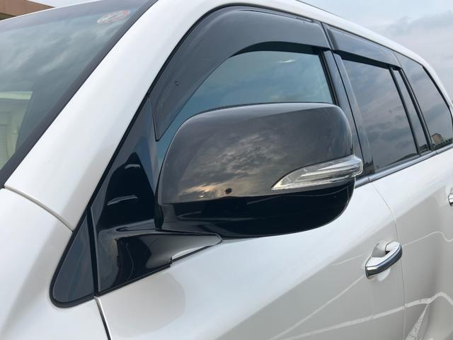 ＬＸ ＬＸ５７０ブラックシークエンス　修復歴無　禁煙車　３列シート８人乗　マークレビンソン　リアエンターテイメント　モデリスタエアロ　ＴＲＤ２１インチ鋳造アルミホイール　セミアニリン本革電動シート　ＶＩＰＥＲセキュリティ　社外レーダー（12枚目）
