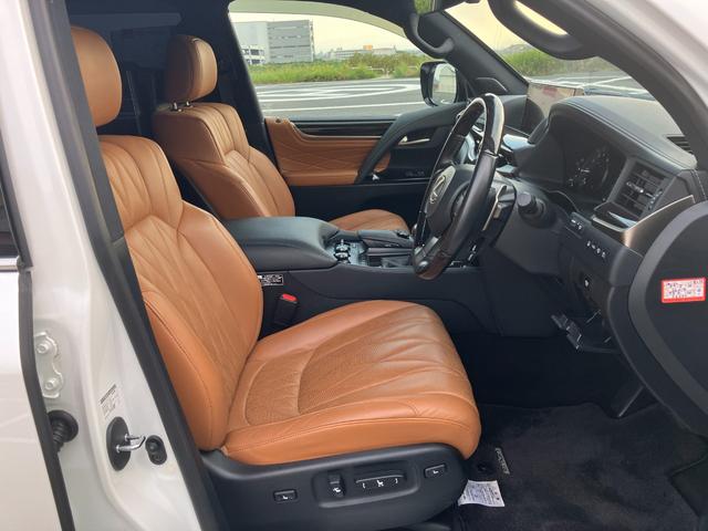 ＬＸ ＬＸ５７０ブラックシークエンス　修復歴無　禁煙車　３列シート８人乗　マークレビンソン　リアエンターテイメント　モデリスタエアロ　ＴＲＤ２１インチ鋳造アルミホイール　セミアニリン本革電動シート　ＶＩＰＥＲセキュリティ　社外レーダー（15枚目）