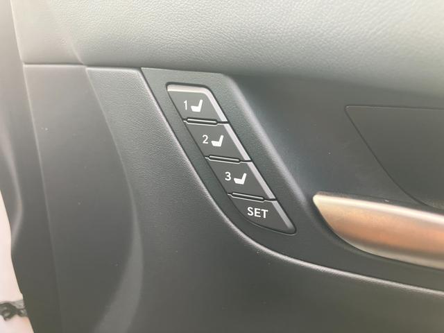 ＬＸ ＬＸ５７０ブラックシークエンス　修復歴無　禁煙車　３列シート８人乗　マークレビンソン　リアエンターテイメント　モデリスタエアロ　ＴＲＤ２１インチ鋳造アルミホイール　セミアニリン本革電動シート　ＶＩＰＥＲセキュリティ　社外レーダー（26枚目）