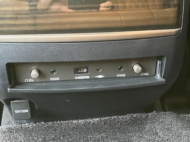 ＬＸ ＬＸ５７０ブラックシークエンス　修復歴無　禁煙車　３列シート８人乗　マークレビンソン　リアエンターテイメント　モデリスタエアロ　ＴＲＤ２１インチ鋳造アルミホイール　セミアニリン本革電動シート　ＶＩＰＥＲセキュリティ　社外レーダー（45枚目）
