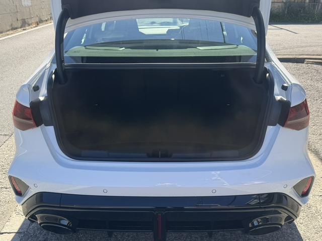 ＲＳ３ ベースグレード　ＥＴＣ　全方位カメラ　ドライブレコーダー　レーダー探知機　シートヒーター　パワーバックドア　シートメモリー　パーキングアシスト　電子パーキング　フルセグＴＶ　ＵＳＢ　ＢＴ（11枚目）