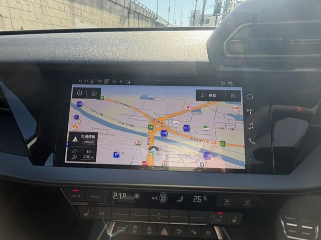 ＲＳ３ ベースグレード　ＥＴＣ　全方位カメラ　ドライブレコーダー　レーダー探知機　シートヒーター　パワーバックドア　シートメモリー　パーキングアシスト　電子パーキング　フルセグＴＶ　ＵＳＢ　ＢＴ（22枚目）