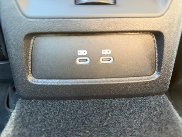 ＲＳ３ ベースグレード　ＥＴＣ　全方位カメラ　ドライブレコーダー　レーダー探知機　シートヒーター　パワーバックドア　シートメモリー　パーキングアシスト　電子パーキング　フルセグＴＶ　ＵＳＢ　ＢＴ（54枚目）