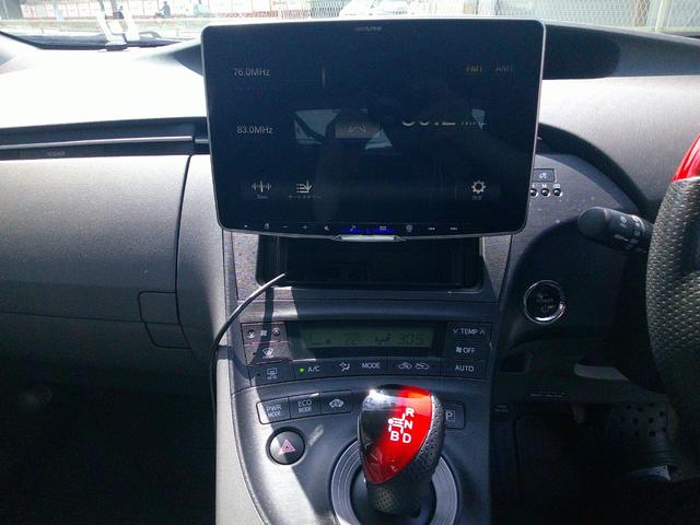 Ｓ　★スマートエントリー★社外アルパインＤオーディオ★ＢＴ／ＨＤＭＩ／ａｐｐｌｅｃａｒｐｌａｙ／ＡｎｄｒｏｉｄＡｕｔｏ★Ｒカメラ★バイザー★リヤワイパー★グリーンガラス★フォグランプ(33枚目)