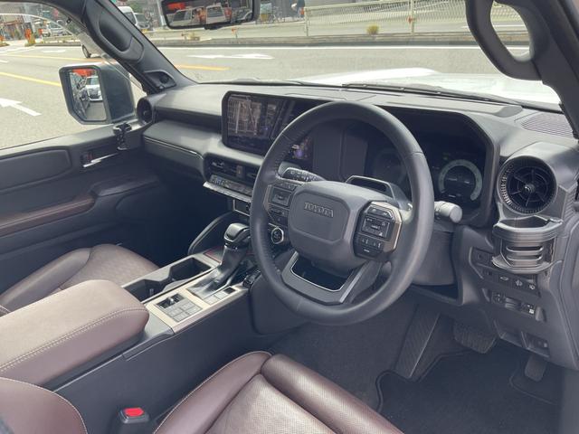 ランドクルーザー２５０ ＺＸ　法人１オナ★純正１２．３ディスプレイオーディオ★ＪＢＬ★ＳＲ★茶革★デジタルインナーＭ★セーフティセンス★チームメイト★ＪＡＯＳフルエアロ＆サイドステップ＆ドライブクロスホイール★ガナドールマフラー（27枚目）