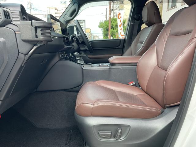 ランドクルーザー２５０ ＺＸ　法人１オナ★純正１２．３ディスプレイオーディオ★ＪＢＬ★ＳＲ★茶革★デジタルインナーＭ★セーフティセンス★チームメイト★ＪＡＯＳフルエアロ＆サイドステップ＆ドライブクロスホイール★ガナドールマフラー（32枚目）