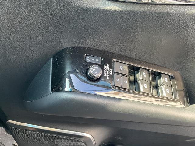 アルファード 2.5S Cパッケージ シーケンシャル/Rカメラ/Dインナーミラー/純正18AW/シートH&ベンチレーター/黒合皮シート/Pバックドア/AHB/ETC/コンビH(41枚目)