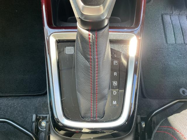 気さくで面倒見のいい、お客様と車のことしか考えてない店長とスタッフです。お車のことでしたらお電話でも、ご来店でも親身になってご対応させていただきますのでよろしくお願いいたします。