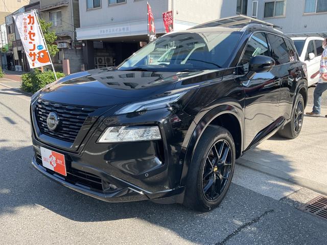 エクストレイル Ｇ　ｅ－４ＯＲＣＥ　ワンオーナー／パノラミックスライディングルーフ／ＢＯＳＥサウンドスピーカー／黒合皮シート／純正メーカーナビフルセグＴＶ／全方位カメラ／プロパイロット／ルーフレール／社外１９ＡＷ／デジタルインナーＭ（5枚目）