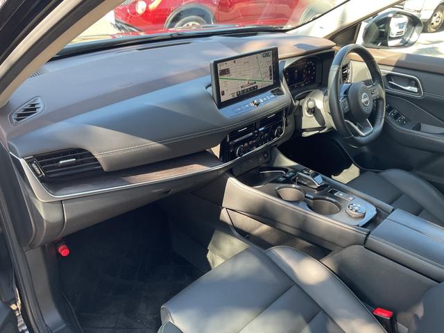 エクストレイル Ｇ　ｅ－４ＯＲＣＥ　ワンオーナー／パノラミックスライディングルーフ／ＢＯＳＥサウンドスピーカー／黒合皮シート／純正メーカーナビフルセグＴＶ／全方位カメラ／プロパイロット／ルーフレール／社外１９ＡＷ／デジタルインナーＭ（24枚目）