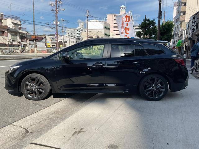 カローラツーリング ハイブリッド　ダブルバイビー　純正ディスプレイオーディオ１０．５インチナビフルセグＴＶ★黒合皮ハーフレザー調シート★セーフティセンス★純正１７ＡＷ★ルーフレール★ＥＴＣ★Ｔｚレーダー★フォグ（10枚目）