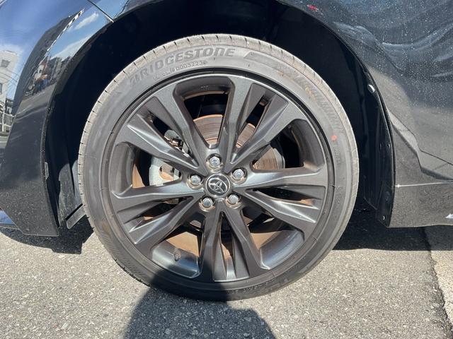 カローラツーリング ハイブリッド　ダブルバイビー　純正ディスプレイオーディオ１０．５インチナビフルセグＴＶ★黒合皮ハーフレザー調シート★セーフティセンス★純正１７ＡＷ★ルーフレール★ＥＴＣ★Ｔｚレーダー★フォグ（11枚目）