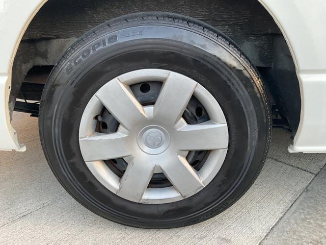 ハイエースバン ロングDX 法人ワンオーナー★車いす移動車★社外ストラーダSDナビフルセグTV★社外フリップダウンモニター★社外デジタルインナーミラー★Rカメラ★リアAC★サイドステップ★仕切りカーテン★キーレスキー★福祉車両(35枚目)