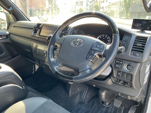 ハイエースバン スーパーＧＬ　ダークプライムＩＩ　★法人１オーナー★純正ＳＤナビＮＳＺＴ－Ｗ６６Ｔ★左右スライドドア★デジタルインナーＭ★パノラミビュー★Ｒカメラ★ＬＥＤヘッド★黒合皮コンビ★スマートＥ★フローリング調カーペット（11枚目）