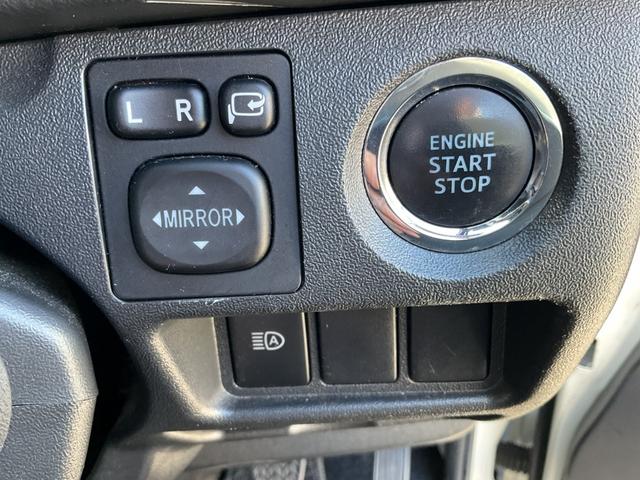 ハイエースバン スーパーＧＬ　ダークプライムＩＩ　★法人１オーナー★純正ＳＤナビＮＳＺＴ－Ｗ６６Ｔ★左右スライドドア★デジタルインナーＭ★パノラミビュー★Ｒカメラ★ＬＥＤヘッド★黒合皮コンビ★スマートＥ★フローリング調カーペット（43枚目）