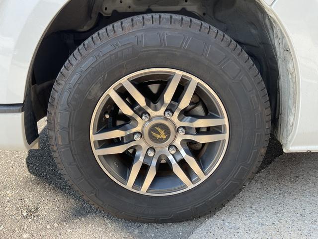 ハイエースバン スーパーＧＬ　ダークプライムＩＩ　★法人１オーナー★純正ＳＤナビＮＳＺＴ－Ｗ６６Ｔ★左右スライドドア★デジタルインナーＭ★パノラミビュー★Ｒカメラ★ＬＥＤヘッド★黒合皮コンビ★スマートＥ★フローリング調カーペット（47枚目）